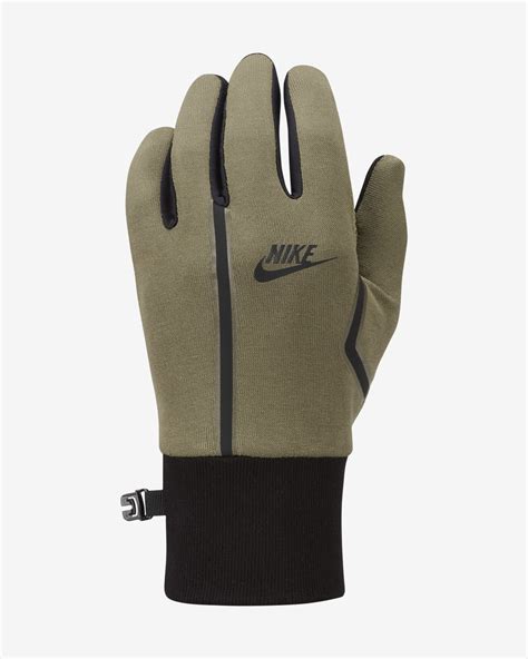 Men's Gloves & Mitts. Nike NL.